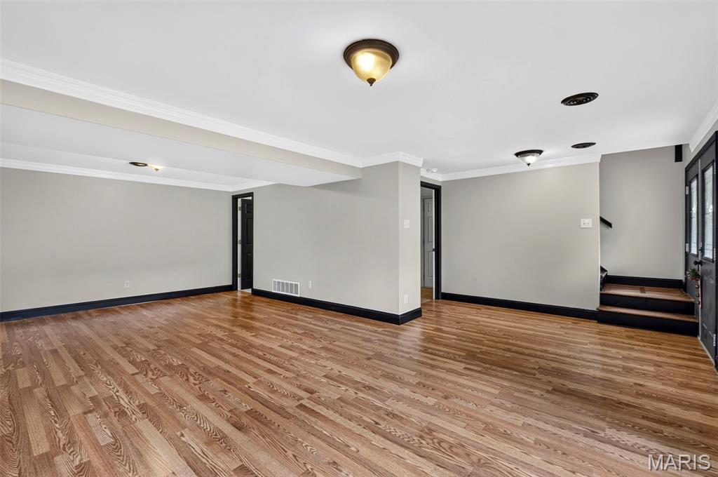 Westwood Ac #4 - Residential