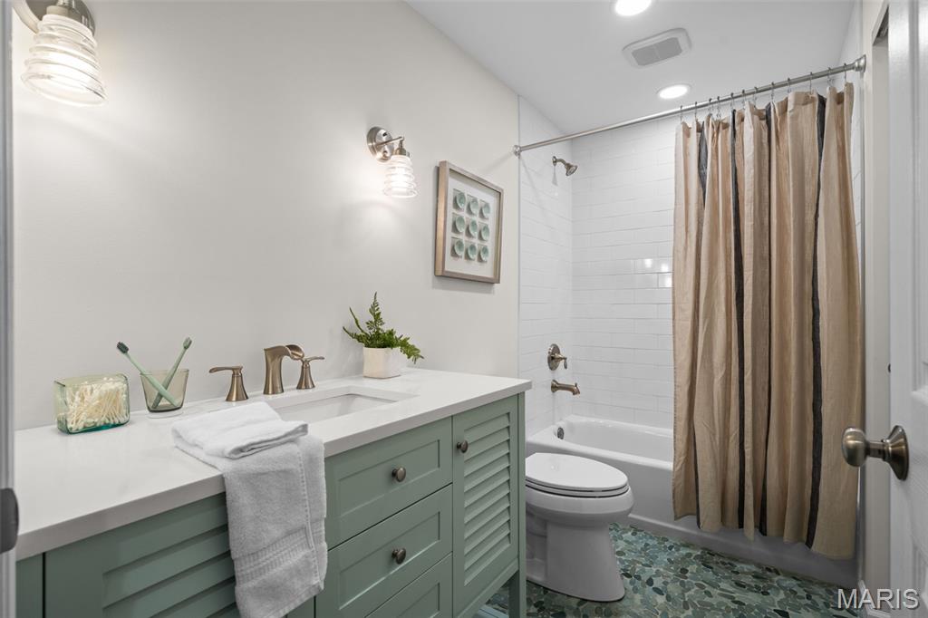 Winding Bluffs One - Residential