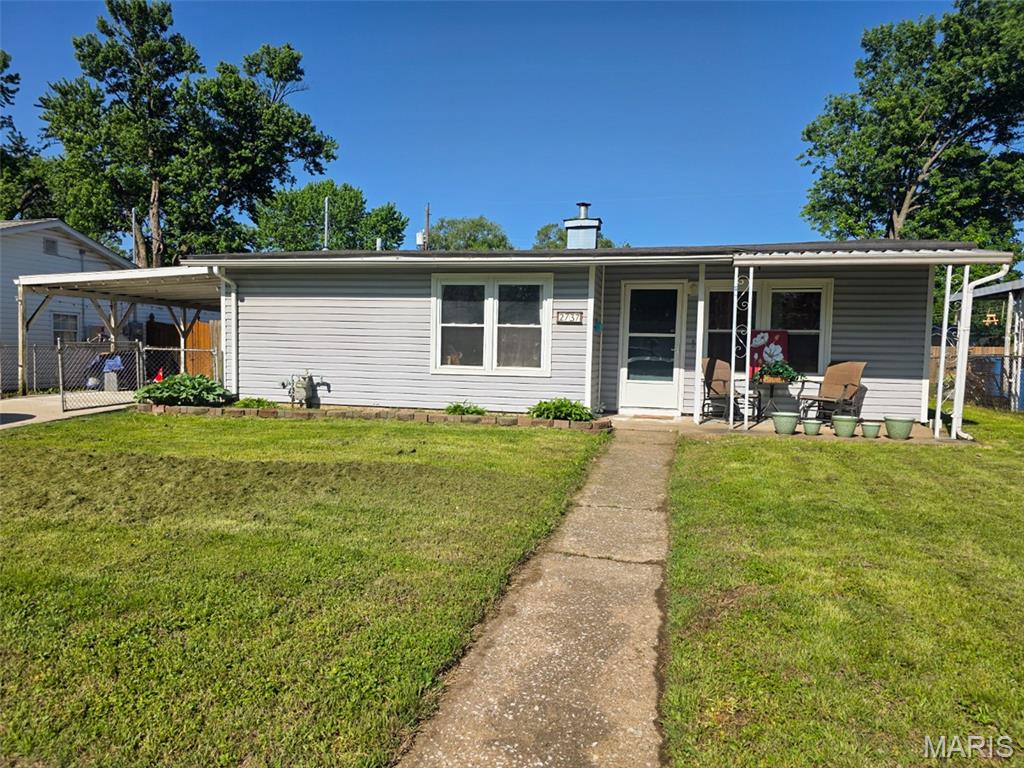 Welcome to 2737 Birch Ave—a solid, well-kept 3 bed, 1 bath home built in 1957 with the kind of character and bones you just don’t find in newer construction. Step inside to a bright, comfortable living space that feels like home the minute you walk in. The layout flows easily, giving you just the right mix of open feel and defined spaces. Whether you’re hosting friends or kicking back after a long day, this one checks the box. The kitchen offers plenty of cabinet space and room to work, with opportunity to update and make it your own over time. All three bedrooms are nicely sized and versatile—perfect for family, guests, or that home office you’ve been talking about. Outside, you’ll find a manageable yard with space to relax, grill, or let the dog run without signing up for a full-time landscaping job. This home is a great fit for first-time buyers, downsizers, or investors looking for a solid rental. Move in and enjoy it as-is, or add your own touches and build equity along the way. Convenient location with easy access to shopping, dining, and major roads—so you’re never far from where you need to be. Bottom line—if you’re looking for value, potential, and a place that feels like home, this is one you don’t want to miss.