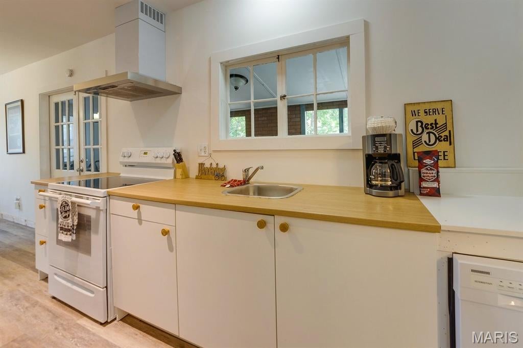 Lee Wilson - Residential Lease