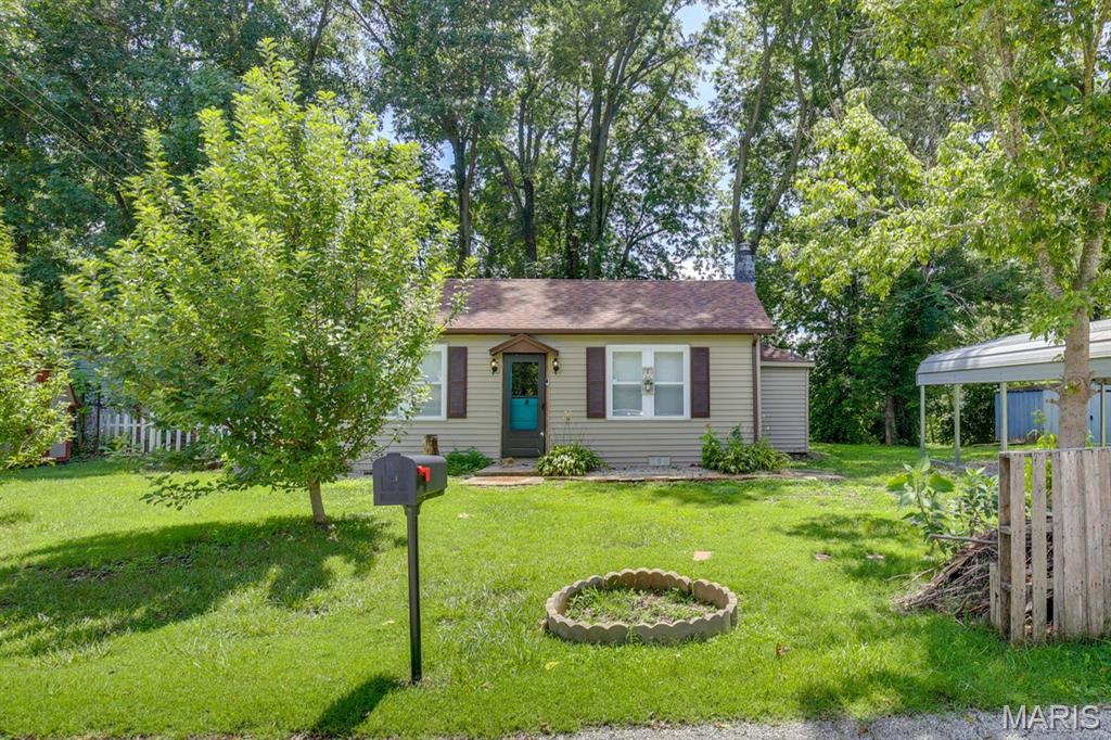 FOR LEASE-one year lease on this river property with an amazing view!   All appliances (refrigerator, washer, dryer, dishwasher and stove, with  utilities included.   2 storage sheds, carport,  New mini split being installed before move in.  Easy access to HWY BB.  It is in a flood plain but owner stated it only flooded flooded in 2017 prior to their ownership.  Credit and criminal check after viewing $50/1 and $100 for 2 occupants in form of money order only.  NO PETS!!  First months rent and security deposit to be in the form of separate money orders or cashiers checks. Available 9/1.