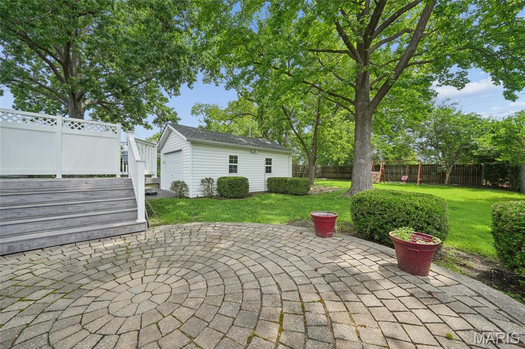 Warson Place - Residential
