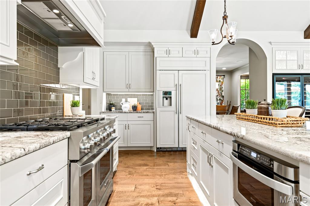 Meadowbrook Country Club Estates - Residential