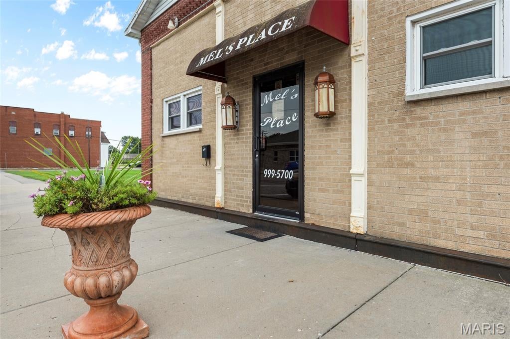 Come see the unique opportunity to run this turn key bar/tavern in downtown Mt Olive.  This bar is fully operational and includes all the necessary equipment to start your own future as an entrepreneur.  Coolers, Liquor and all bar equipment included.  Gaming must be set up independently but can be a great source of revenue.  Inside find lots of room in main bar area, a back area for pool or other activities.  Outside come out to a covered outdoor entertainment area large enough for bands, bag tournaments or enclose it for all seasons.  Parking available front and back.  Come out and see this great business opportunity!