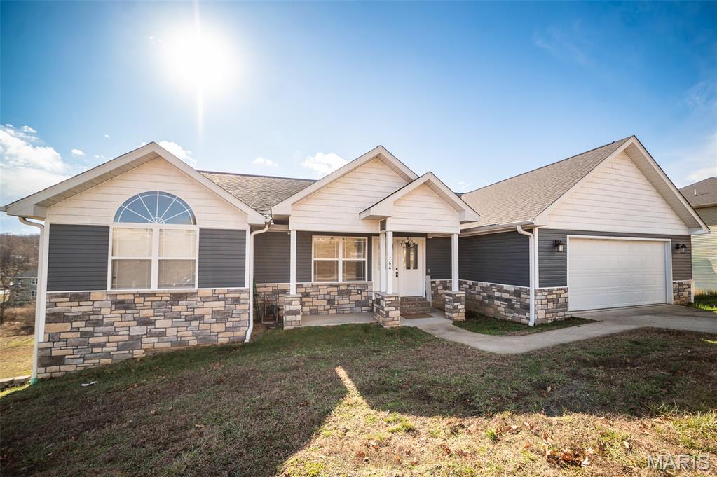 Briar Pointe - Residential