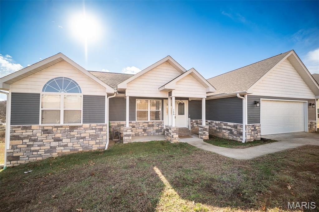 Briar Pointe - Residential