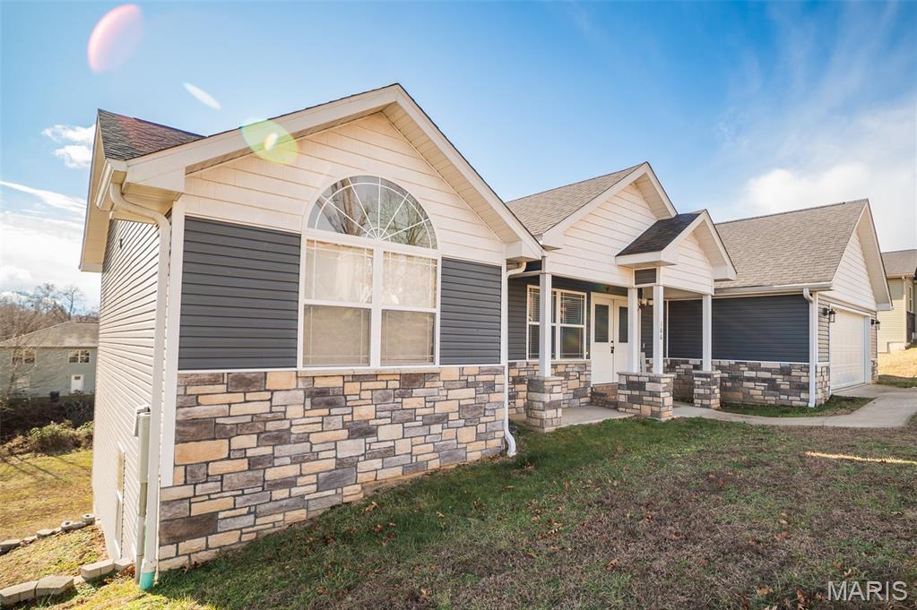 Briar Pointe - Residential