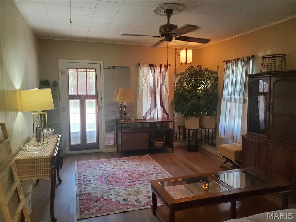 FAIRVIEW - Residential