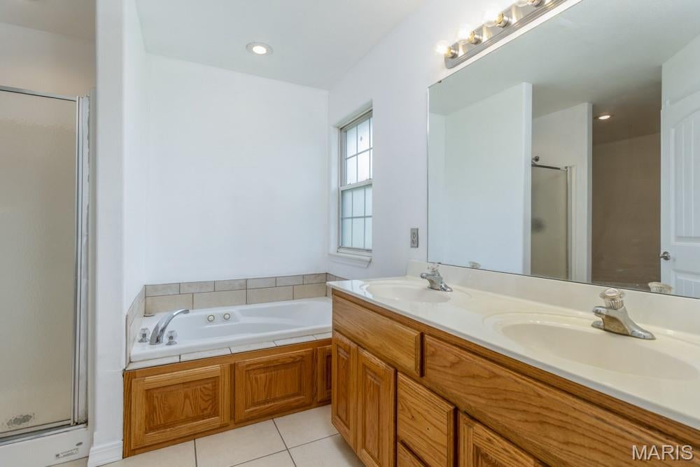 MONARCH MEADOWS - Residential