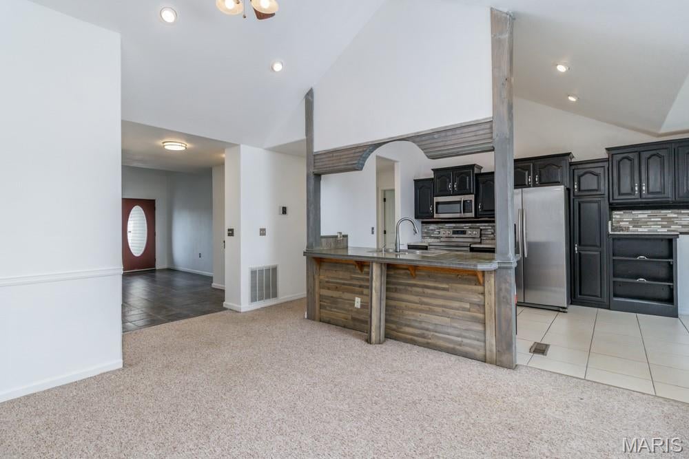 MONARCH MEADOWS - Residential