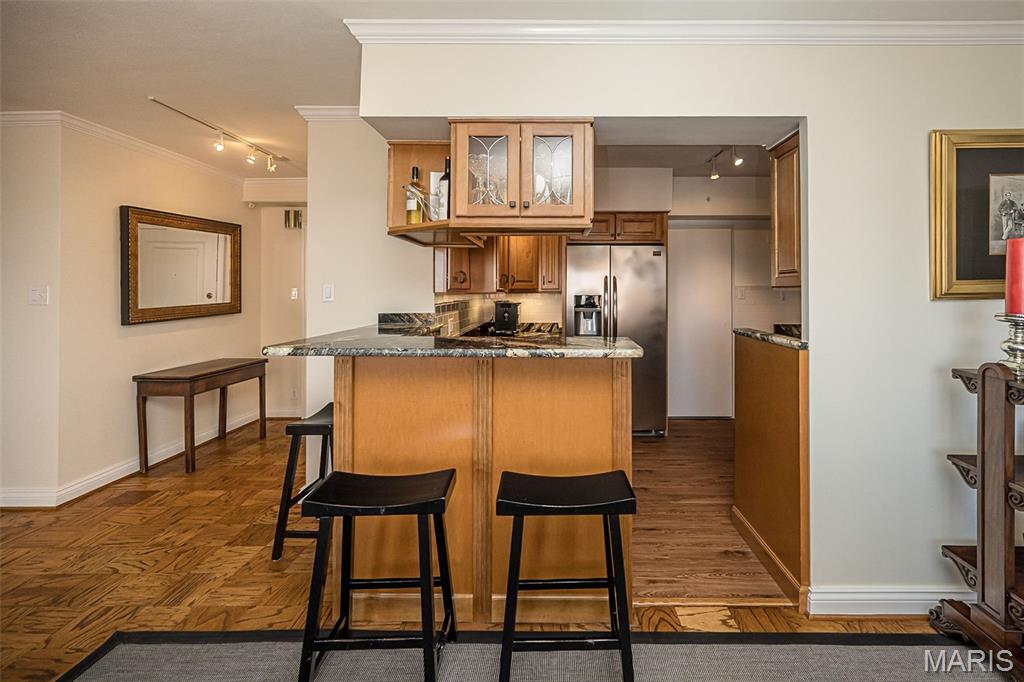 Hanley Towers Condominium - Residential
