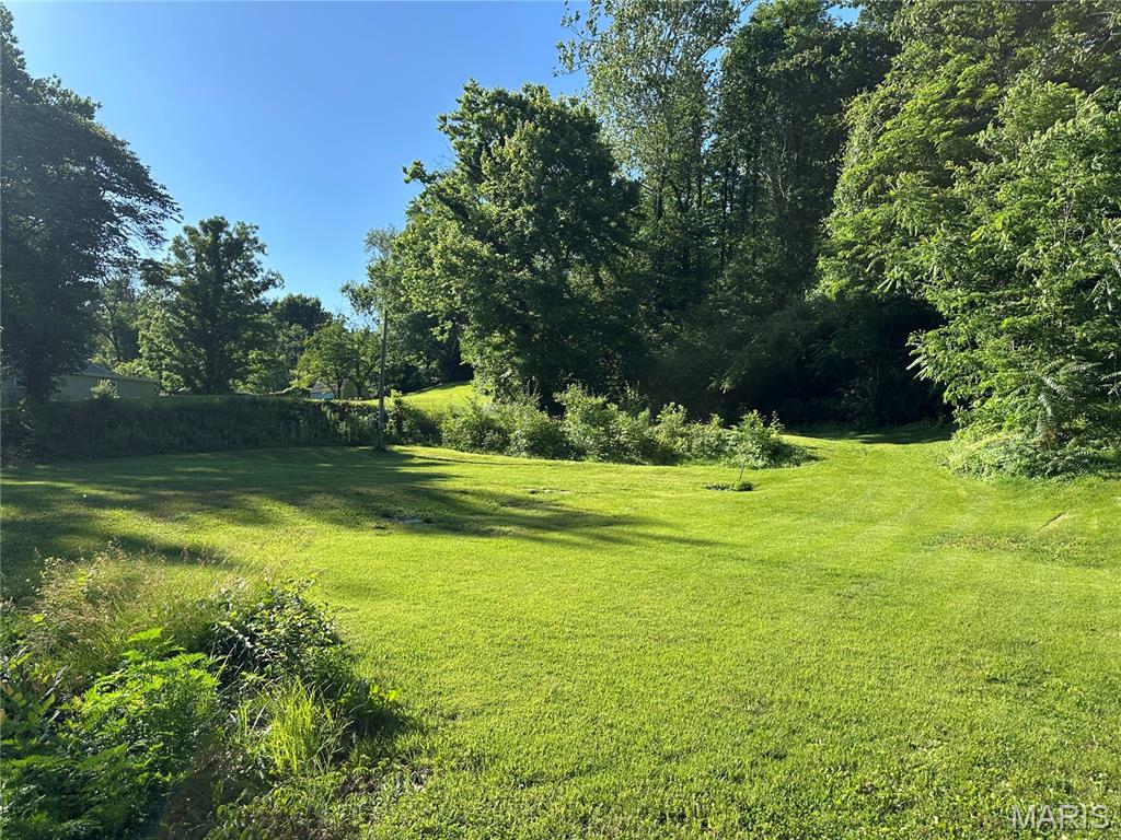 Two lots for one price.  Combined these two lots are 1.26 acres and are located in Villa Hills in St. Clair County not the city of Belleville. The lots are buildable and double wide/manufactured homes are allowed with approval from the county.  The manufactured home must have a permanent foundation.  All utilities available at the street. Combined 2025 real estate taxes are $1298.80