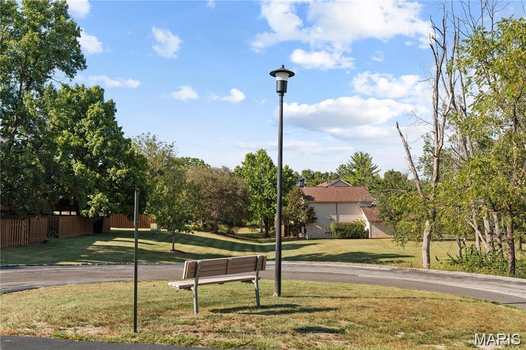 Treetop Condo Condo - Residential