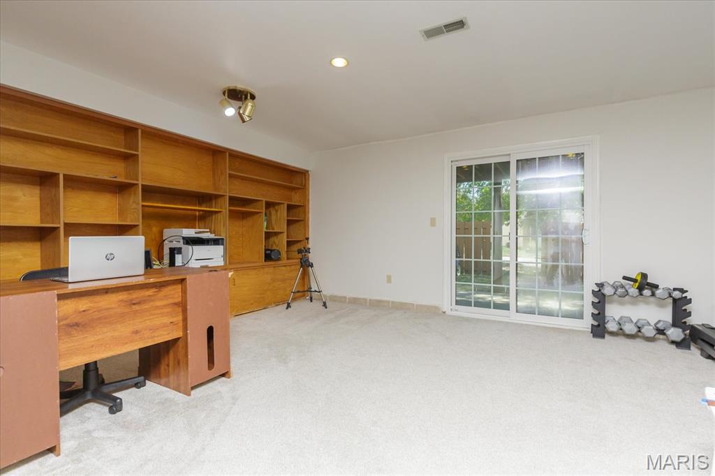 Treetop Condo Condo - Residential