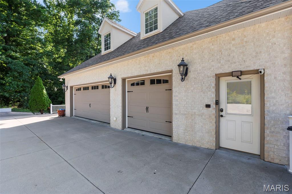 Briarwood Estate - Residential