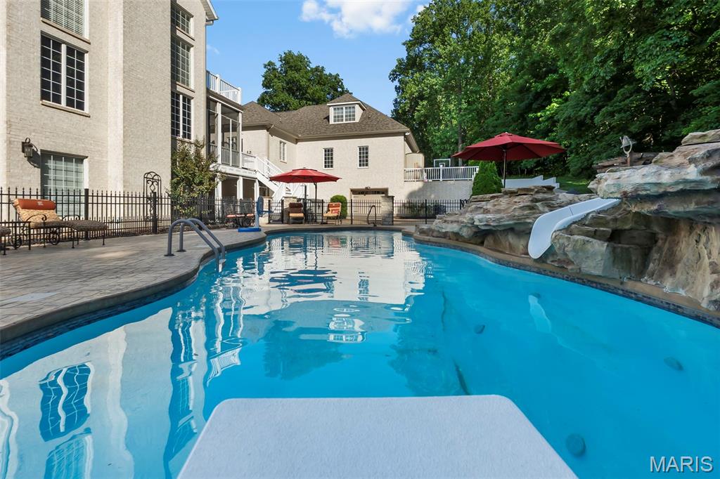 Briarwood Estate - Residential