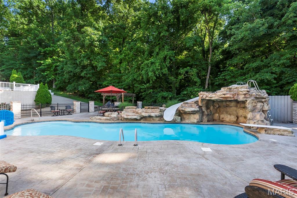 Briarwood Estate - Residential