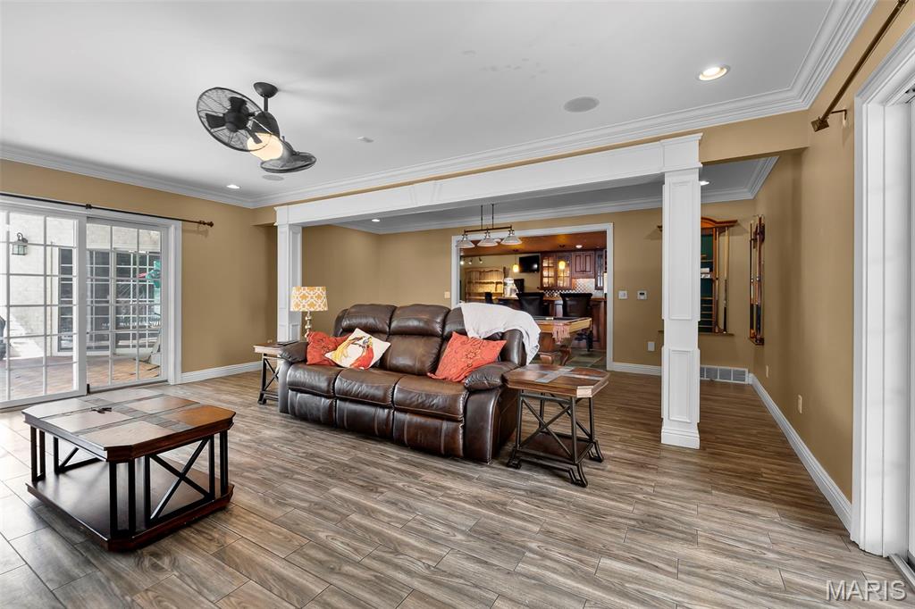 Briarwood Estate - Residential