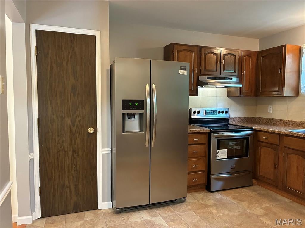 Conway Cove Sec 3 Condo Bldg I - Residential Lease