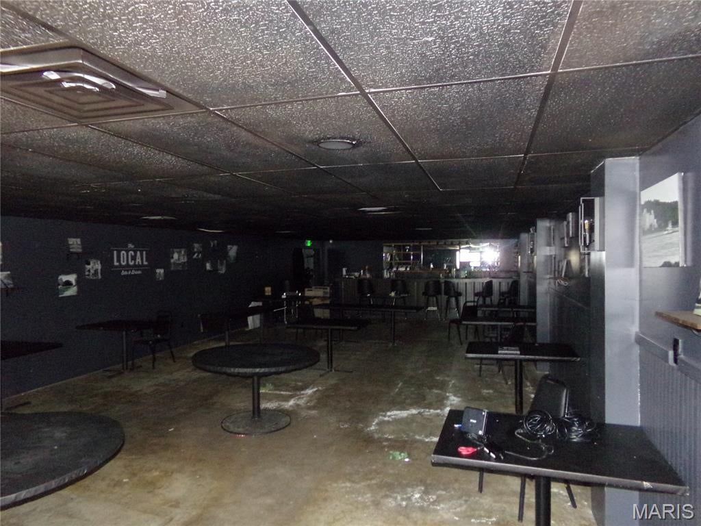 Original Vlg/Steeleville - Commercial Sale