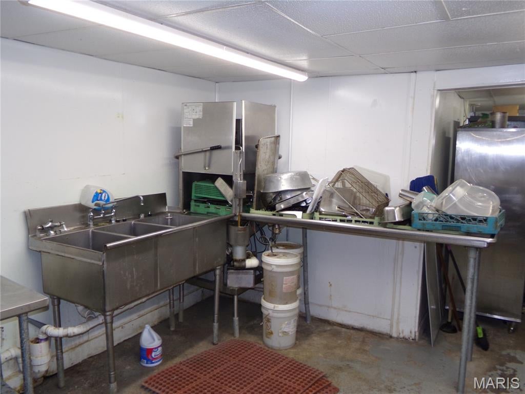 Original Vlg/Steeleville - Commercial Sale