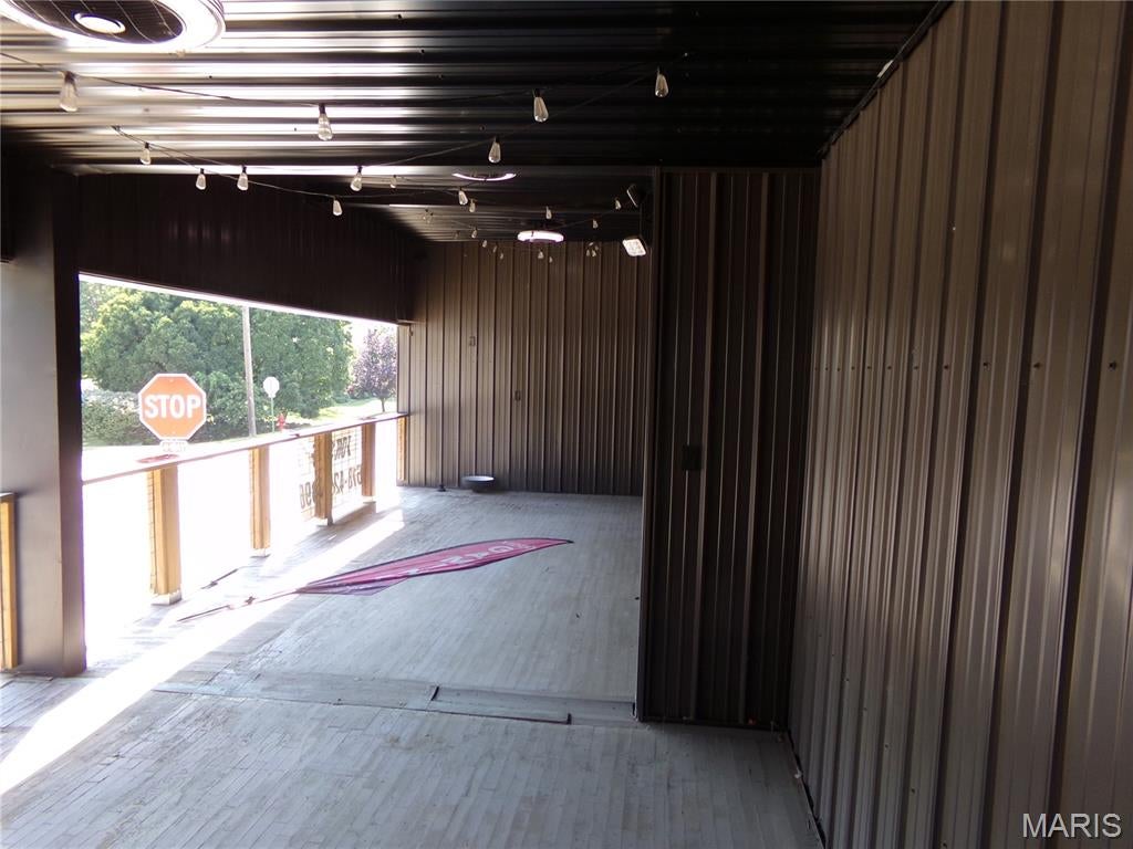 Original Vlg/Steeleville - Commercial Sale