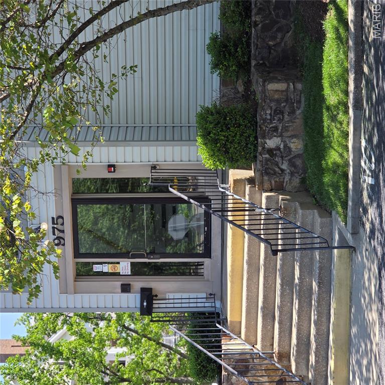 Briarcliff Condo Ii Ph Iii - Residential
