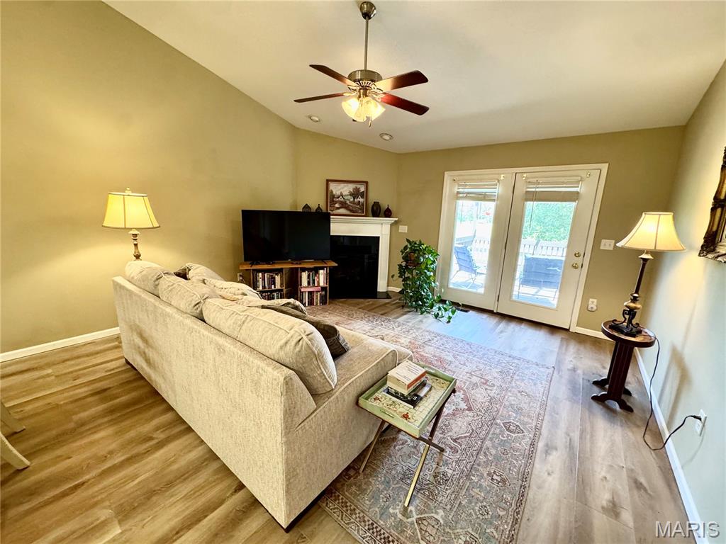 Of Century Oaks 2nd Add - Residential Lease