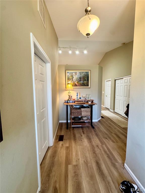 Of Century Oaks 2nd Add - Residential Lease