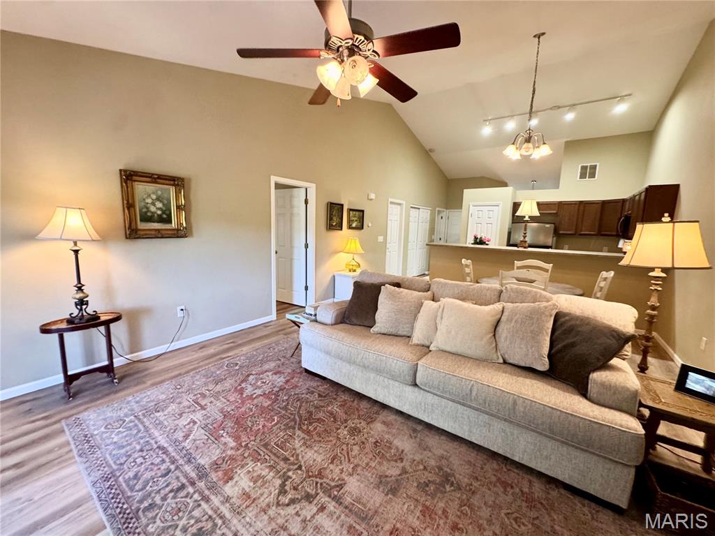 Of Century Oaks 2nd Add - Residential Lease
