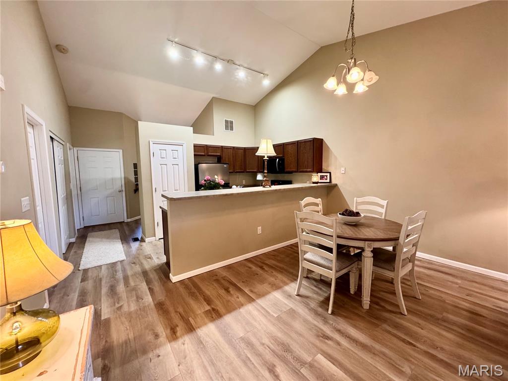 Of Century Oaks 2nd Add - Residential Lease