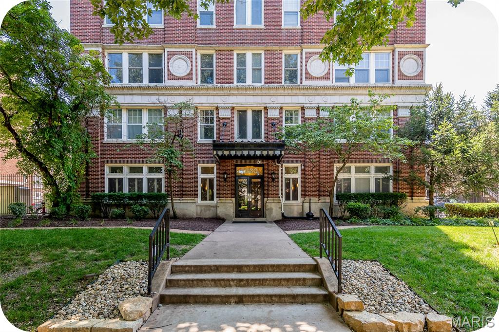 A Historic DeBaliviere Place Gem in the Heart of St. Louis

Welcome home to this charming 2-bedroom, 2-bathroom condo in a beautiful, historic, secure building, perfectly situated in the heart of DeBaliviere Place. Freshly painted and filled with natural light, this inviting home offers comfort, convenience, and an unbeatable location.

The spacious primary bedroom features a private bathroom and walk-in closet, while the second bedroom has its own full bathroom conveniently located just across the hall. The bright, welcoming living room is surrounded by windows, creating a light and airy space that is perfect for relaxing or entertaining.

The well-appointed kitchen features stainless steel appliances, a breakfast bar, and a washer/dryer combo, making everyday living easy and convenient. An additional laundry facility is also available on each floor.

Enjoy the added convenience of a private, gated parking lot, a wonderful bonus in this sought-after city location.

Location is truly the star here! Forest Park, the Central West End, Washington University, and BJC are all nearby. The MetroLink station is less than a block away, providing easy access to downtown St. Louis, Busch Stadium, Enterprise Center, CITYPARK, and beyond.

When you're ready to explore the neighborhood, you can walk to Crema Coffee House, Mack's Bar & Grill, and Park Place Market for coffee, dining, drinks, and everyday essentials.

Historic charm, modern convenience, secure parking, and an incredible location—this DeBaliviere Place condo is ready and waiting for its new owner!