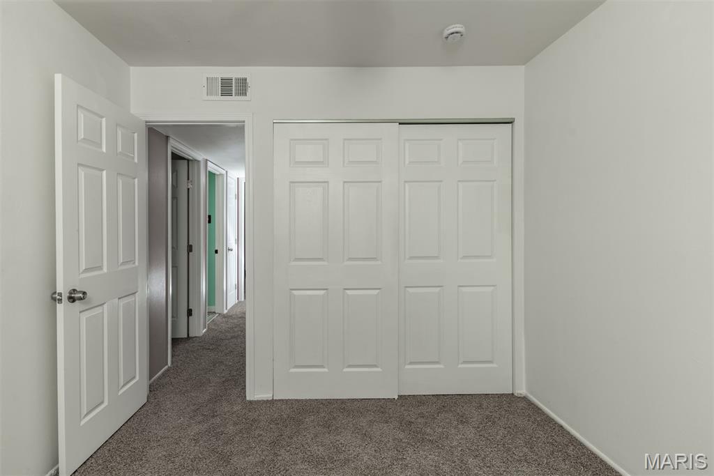 Sakura Gardens Condo - Residential