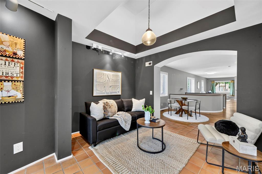 West Delmar 2 - Residential