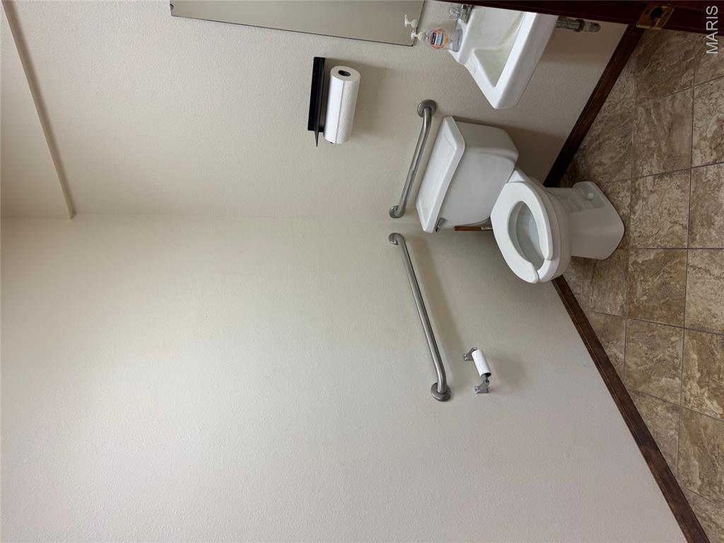 Country Club Medical - Commercial Sale
