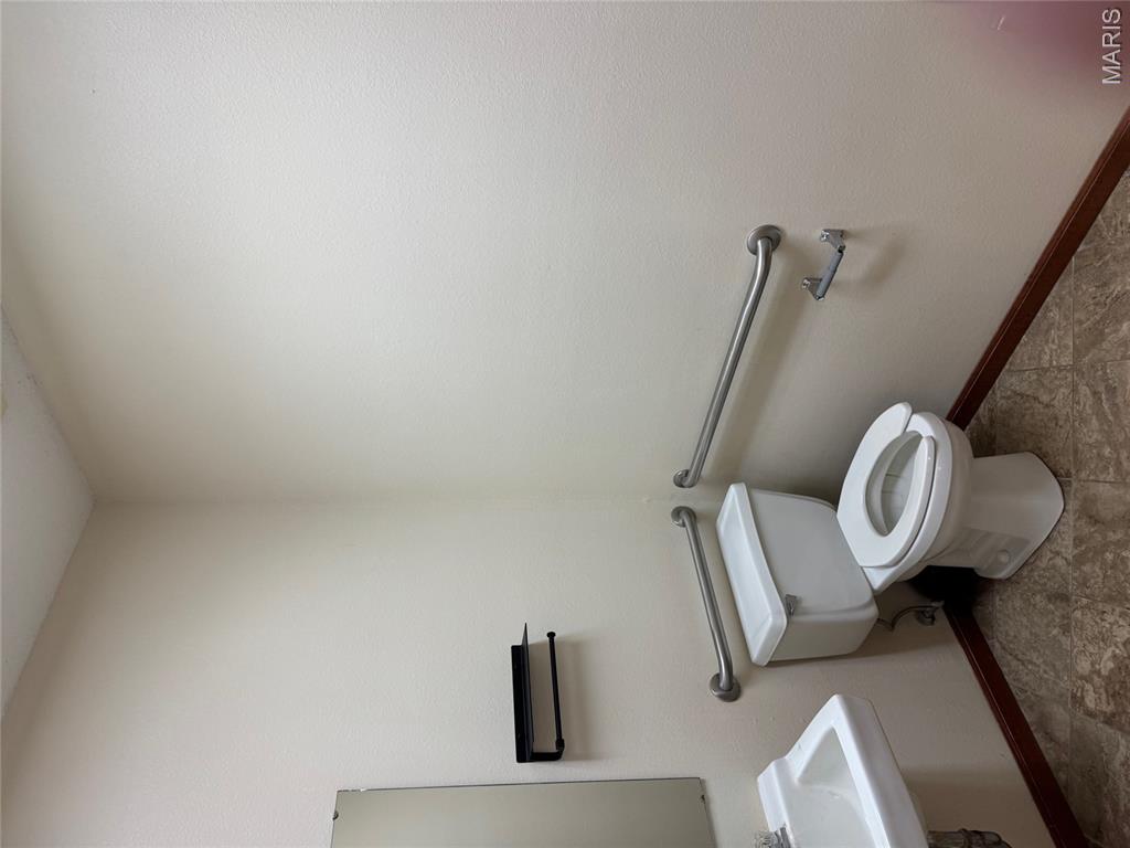 Country Club Medical - Commercial Sale