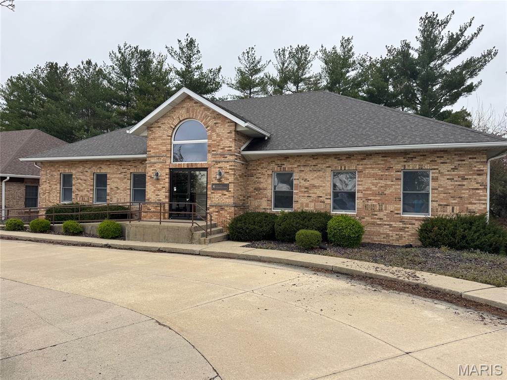 Country Club Medical - Commercial Sale