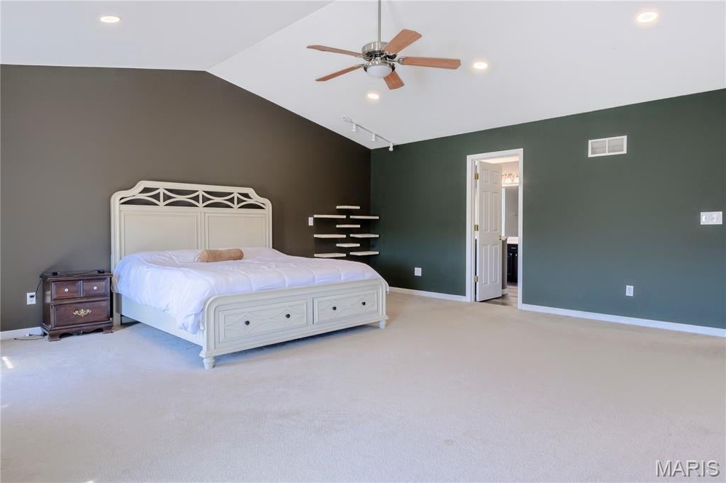Oaks 02 - Residential