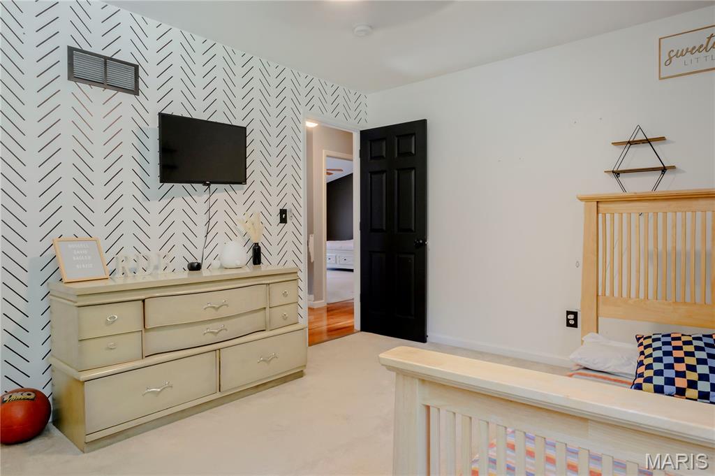 Oaks 02 - Residential