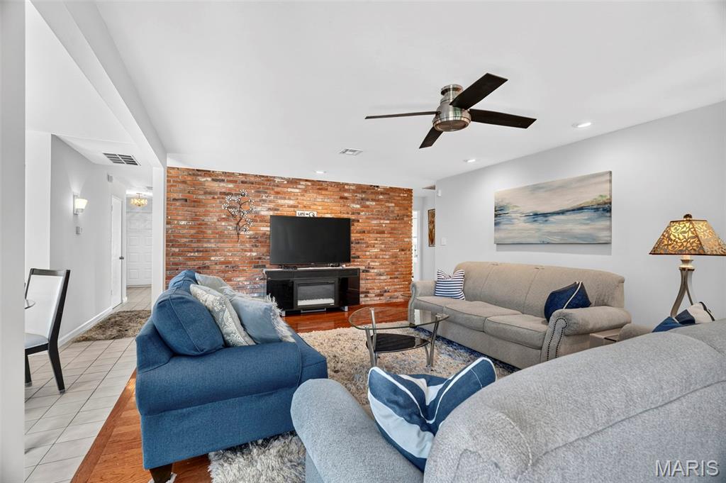 Robinwood West 8 - Residential