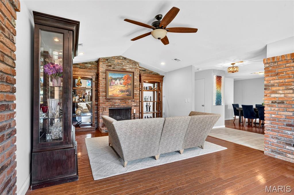 Robinwood West 8 - Residential