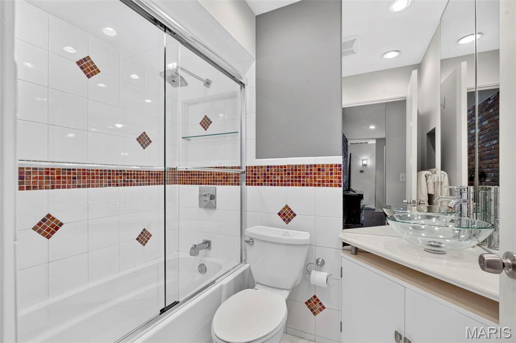 Robinwood West 8 - Residential