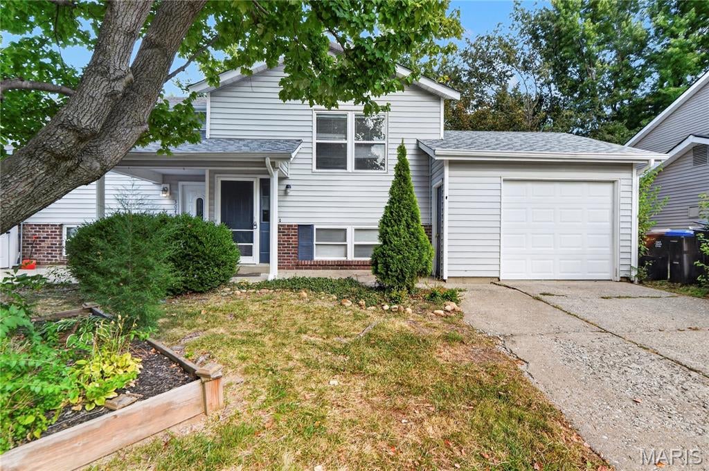 COMPLETELY REMODELED DUPLEX IN ST. PETERS! This beautifully updated duplex is ready for its next owner, with extensive improvements completed. This unit has been thoughtfully refreshed with new flooring, fresh paint, replacement doors, new blinds, and the updated kitchens featuring new cabinets and butcher block countertops.

The 2-bedroom, 1.5-bath unit offers comfortable, functional living space, with a generously sized primary bedroom featuring double closets for excellent storage. The kitchen showcases brand-new stainless-steel appliances that have never been used, including a refrigerator that stays with the property.

With so many major updates already completed, this beautifully remodeled 2-bedroom, 1.5-bath duplex unit is truly ready to move in. Enjoy the peace of mind that comes with a 2024 roof, PEX plumbing, new flooring, fresh paint, updated doors and blinds, and a completely refreshed kitchen with brand-new, never-used stainless steel appliances. Located in a convenient St. Peters location close to shopping, dining, parks, schools, and major highways, this is a great opportunity to own a home that has already been thoughtfully updated and is ready for its next owner.
