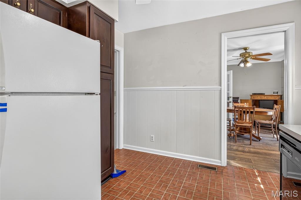 R & V Elvins Second Add - Residential