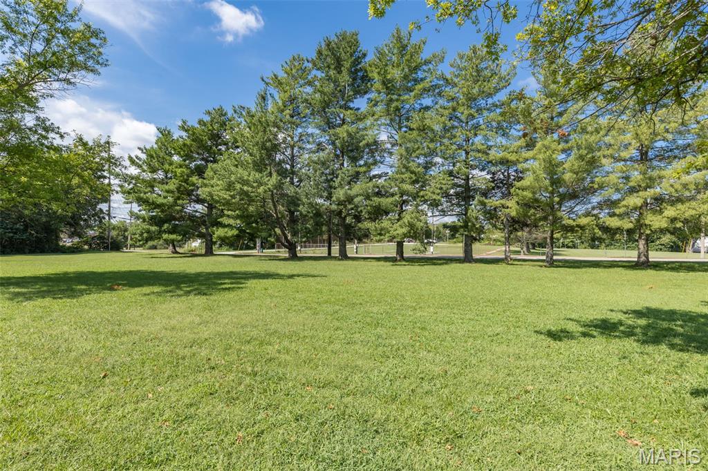 R & V Elvins Second Add - Residential