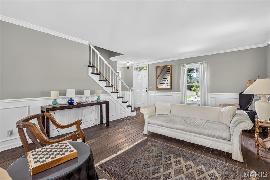 R & V Elvins Second Add - Residential
