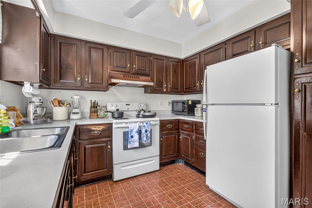 R & V Elvins Second Add - Residential