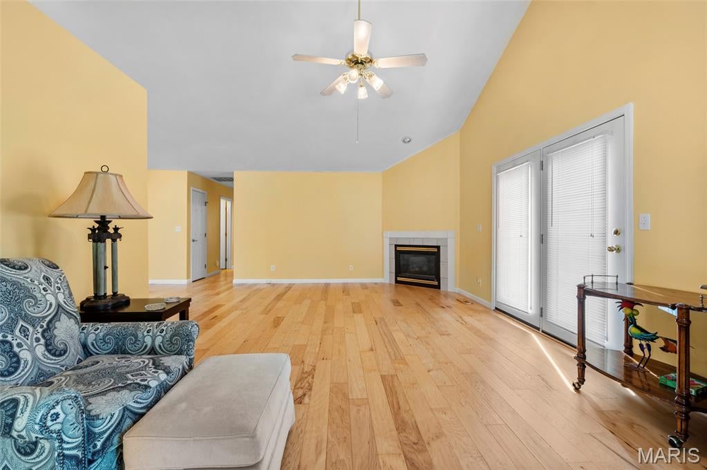 Villas/Williamsburg Condo - Residential