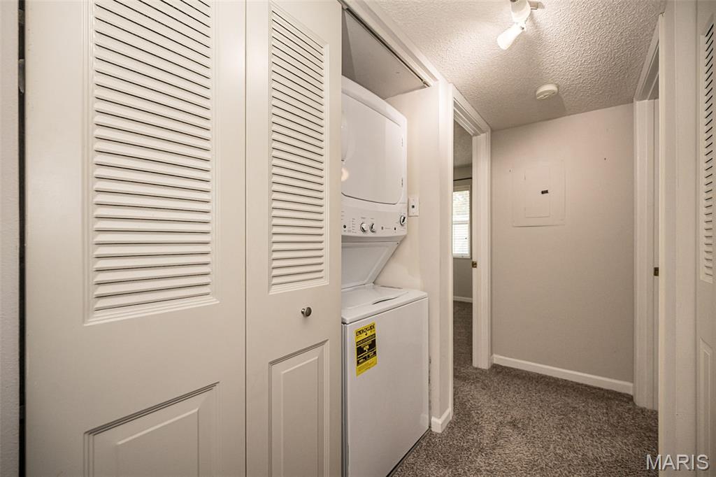 Brentwood Forest Condo - Residential