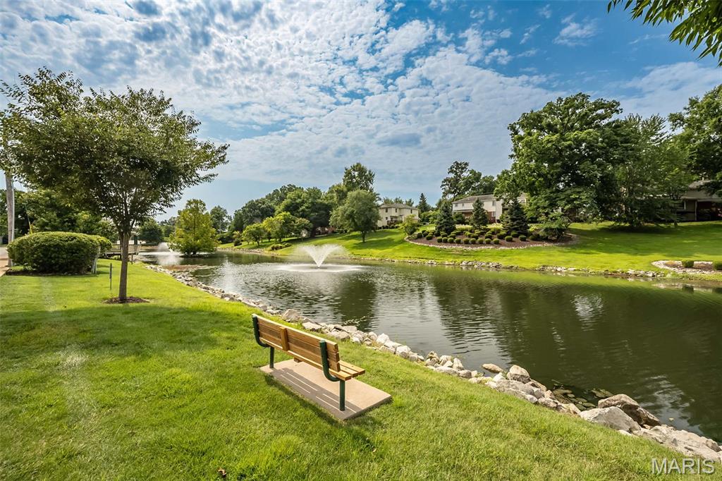 Brentwood Forest Condo - Residential